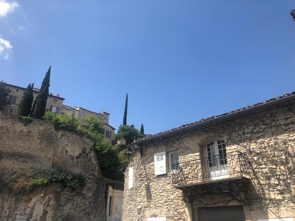 Sur Le Pont Apartment Vaison-la-Romaine Bagian luar foto